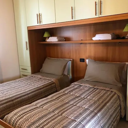 Apartamento Isola Villa (Brescia)
