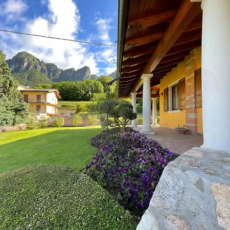 Isola Apartamento Villa (Brescia)